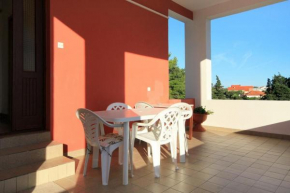 Отель Apartment Ugljan 830a  Сутомишцица